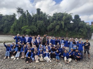 Mahasiswa Tadris IPA UIN KHAS Jember Laksanakan Praktikum Lapangan Ekologi Tiga Modul Sekaligus